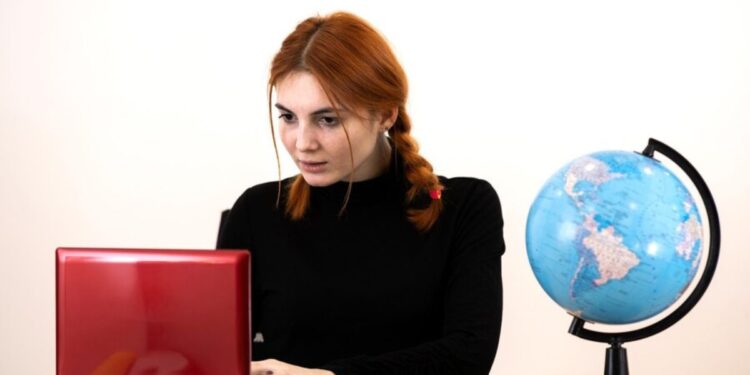 //OneWorldColumn.Org